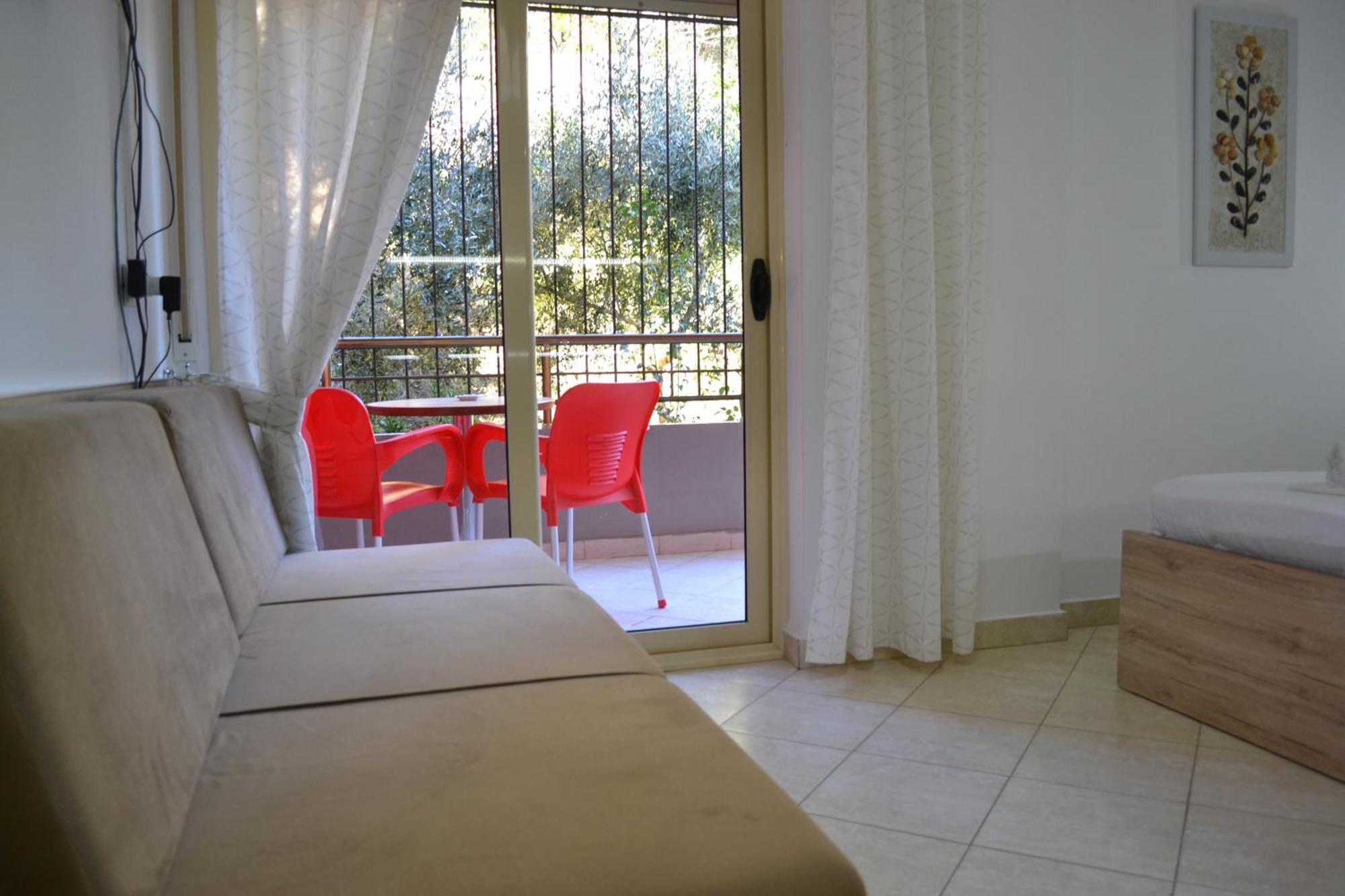 Seashell Art Decor Studio & Parking Vlorë Eksteriør billede